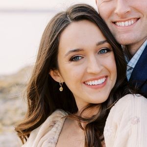 Meet your Posher, Alexandra